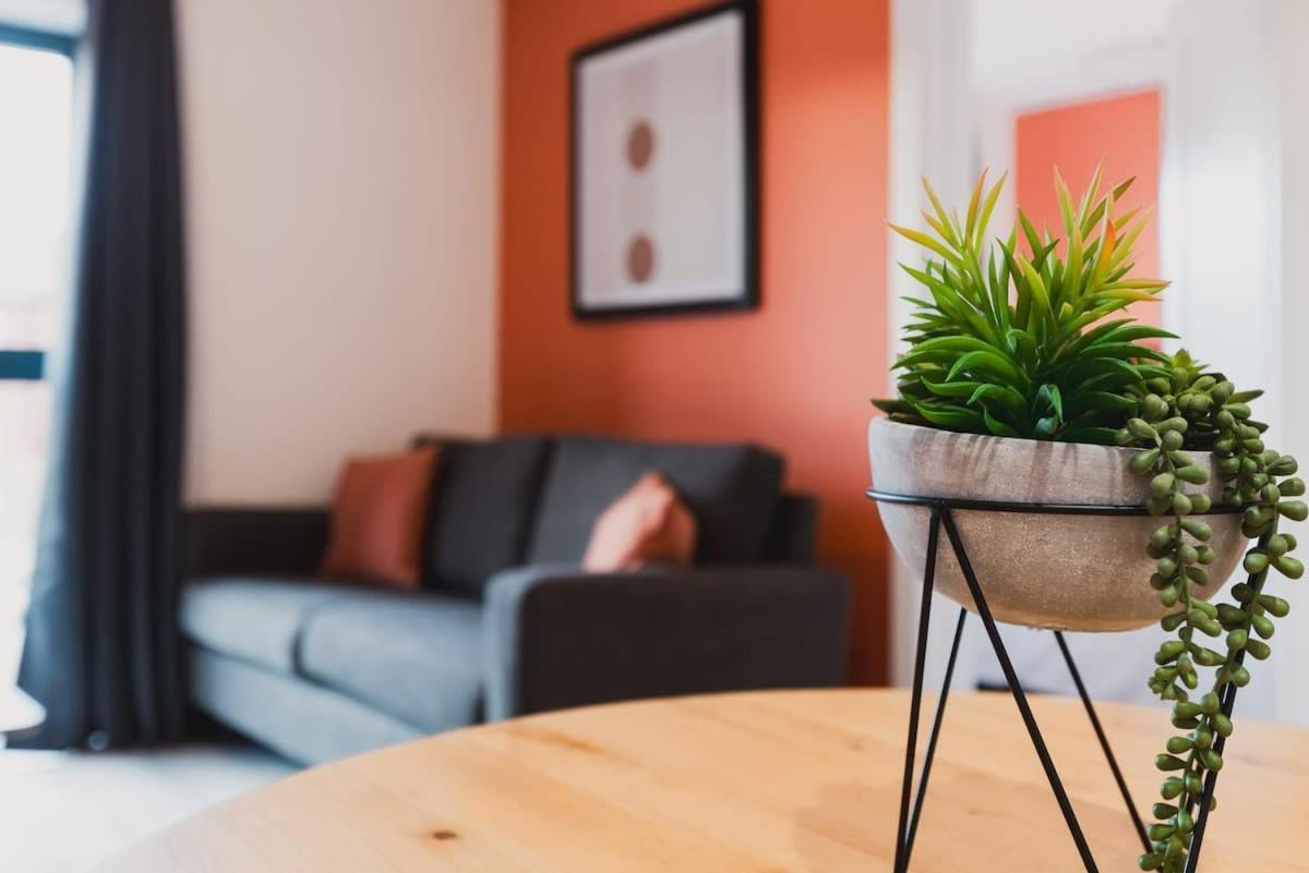 Stayzeni, Hardwick House Derby 2 Bed Apartment מראה חיצוני תמונה